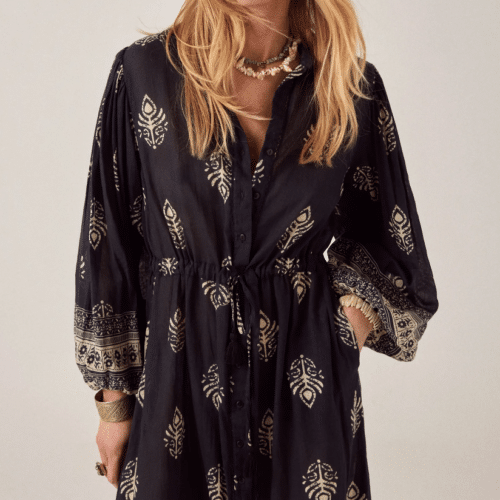 Robe Eleonora Maison Hotel